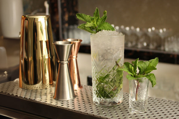 Mojito: A Classic Drink with a Modern, Healthier Twist
